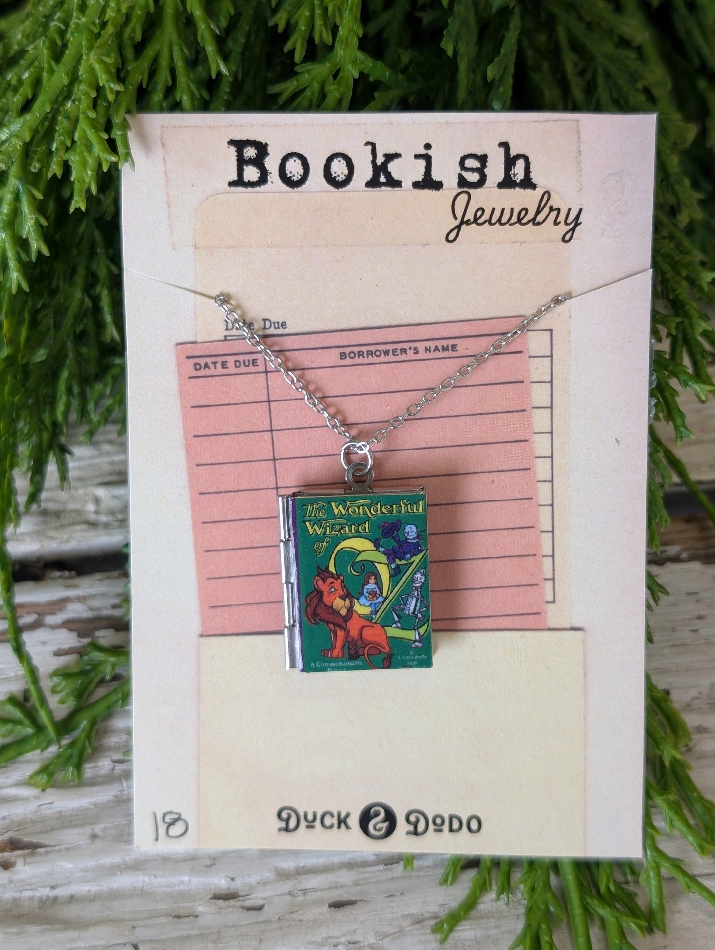 Bookish Jewelry - The Wonderful Wizard Locket