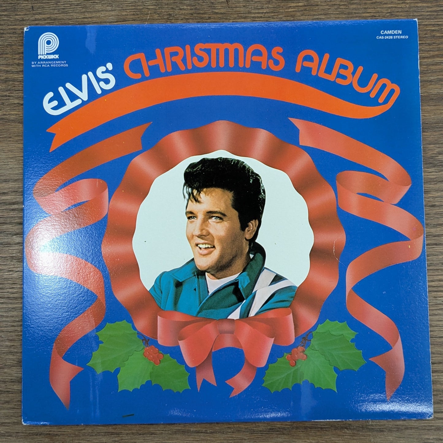 Elvis' Christmas Album LP (Pickwick Records)