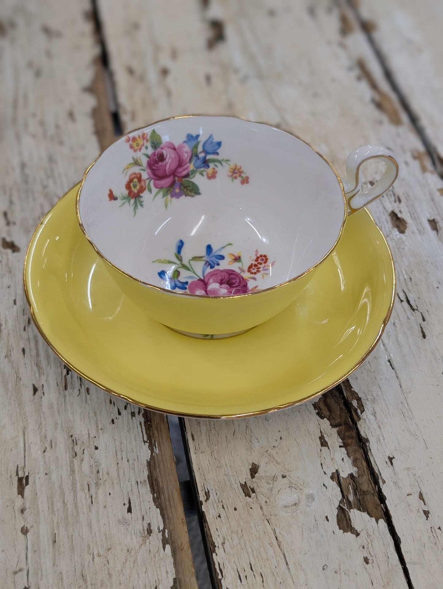 Royal Graton Yellow Teacup